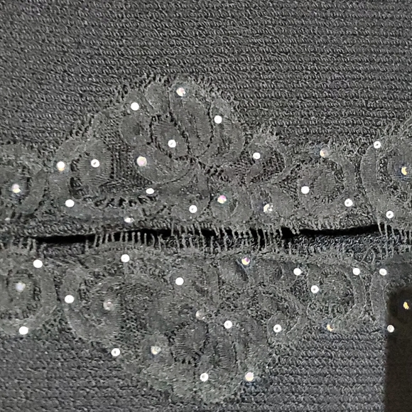 SOLD!! ST. JOHN EVENING Knit Lace Rhinestone Jacket - Size 8 - Picture 5 of 9